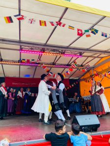 Einweihung der neuen Tracht
